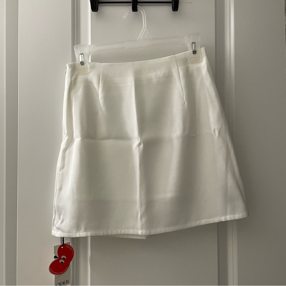 Cider White Mini Skirt NWT - Picture 3 of 7